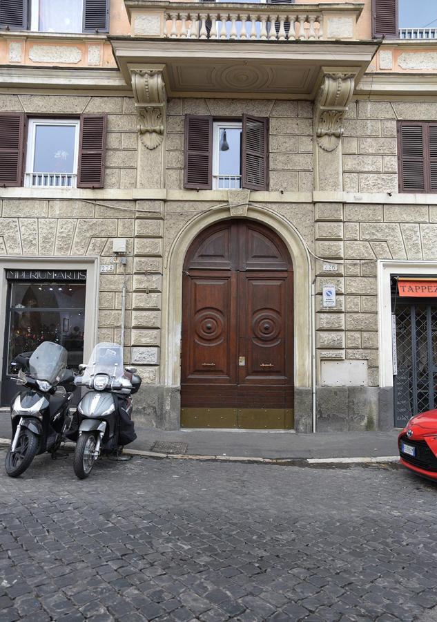 Colosseum Comfortable Apartment Rome Exterior photo